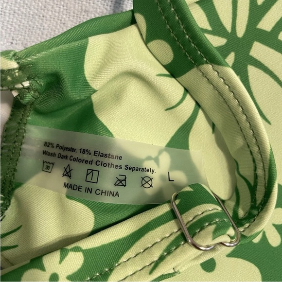 NEW SHEIN Green Floral Bikini Swimsuit BEACH 2 Pc Woman’s L Swim Y2K 90’s SURF - Picture 8 of 11